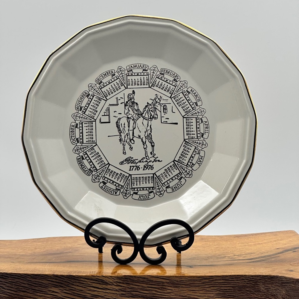 Marcus Jewelers George Washington 1776 Bicentennial Calendar Plate Gold Rim 1976